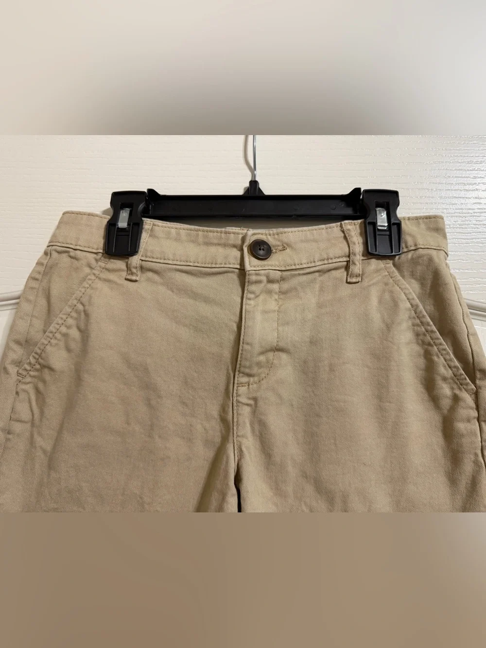 Girls Old Navy Khaki Bermuda Shorts